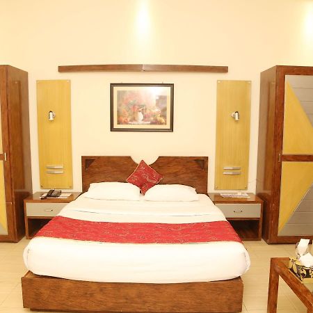 The Grand Regency Hotel Bahawalpur Kültér fotó